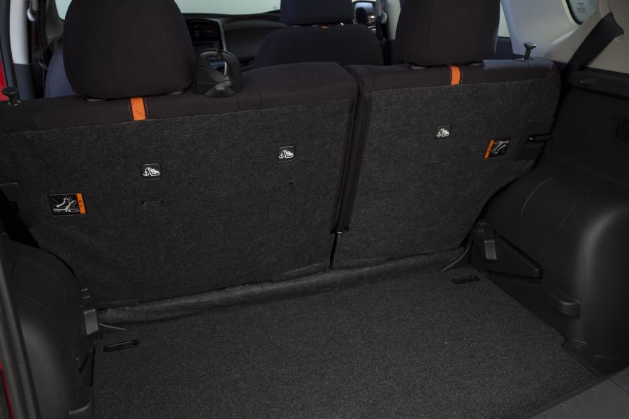  Nissan Versa Note SR 2015 года  (фото 21 из 26)